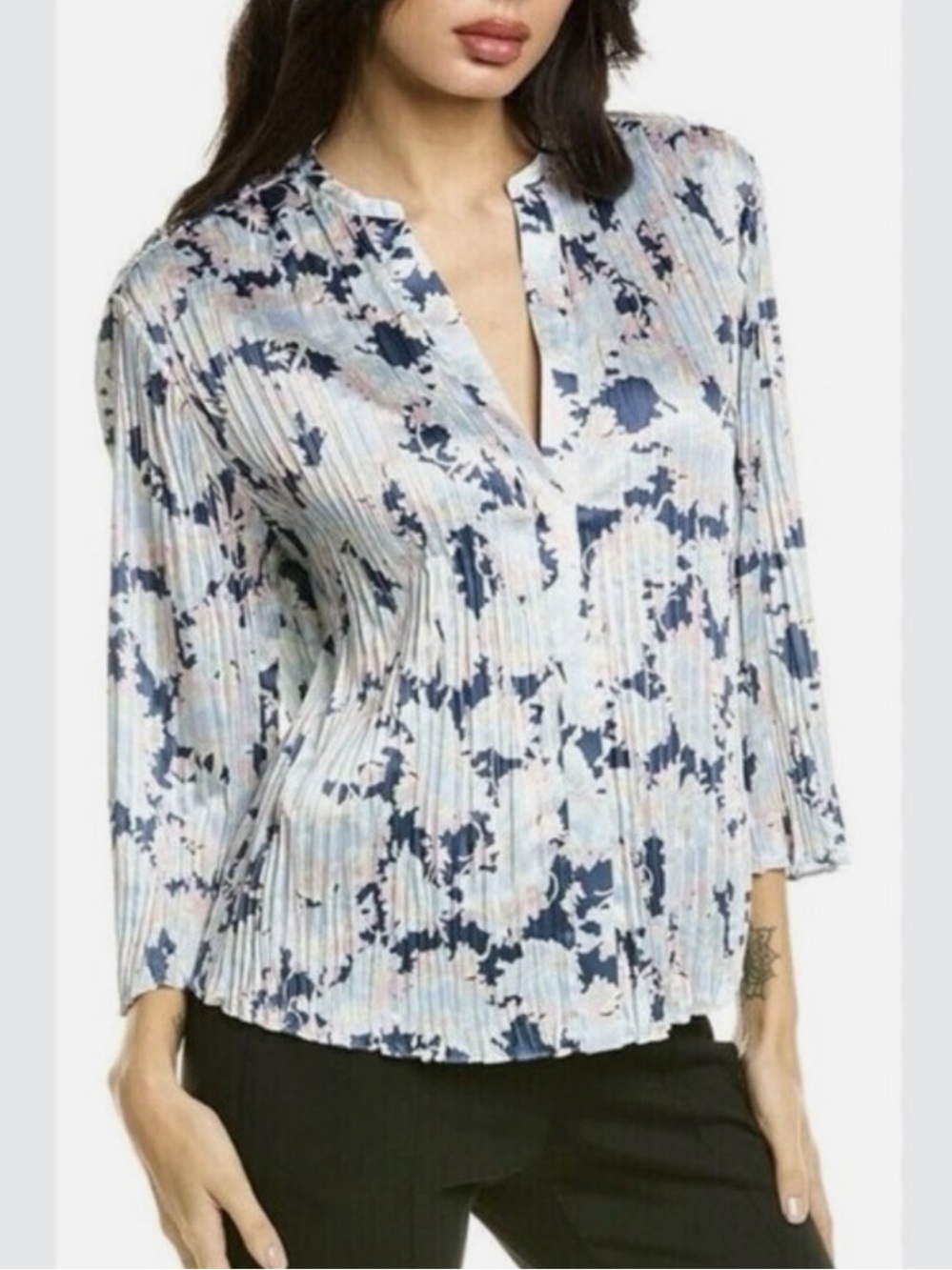 VINCE Top Lotus Pleated Floral Crinkle Blue Pink Blouse Button Down Satin L NWT